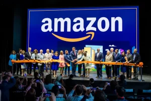 Read more about the article AI-driven initiatives Amazon employs to forge a sustainable tomorrow