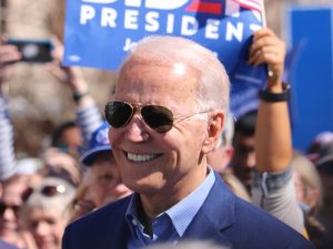 Read more about the article Biden’s Mental Fitness and Age Under Scrutiny as 2024 Election Approaches