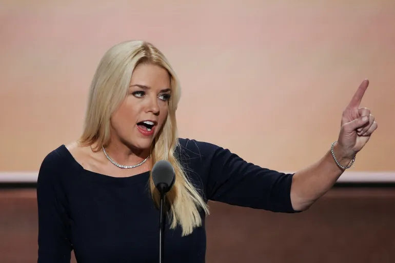 2024-11-22T002325Z_2132044810_RC2Z9BA2V6W5_RTRMADP_3_USA-TRUMP-JUSTICE-BONDI-1732287096